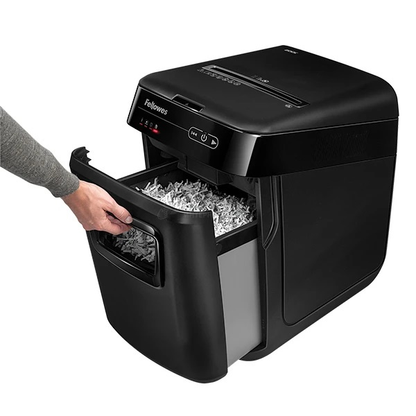 Шредер Fellowes AUTOMAX 200M Уровень секретности P-5, Фрагмент 2х14 мм, Перекрестный, Подача 10(200) лист, автоподача, автореверс, Ёмкость корзины 32 л, Уничтожение скоб, скрепок, пл. карт, Чёрный фото 2 Шредер Fellowes AUTOMAX 200M Уровень секретности P-5, Фрагмент 2х14 мм, Перекрестный, Подача 10(200) лист, автоподача, автореверс, Ёмкость корзины 32 л, Уничтожение скоб, скрепок, пл. карт, Чёрный фото 2